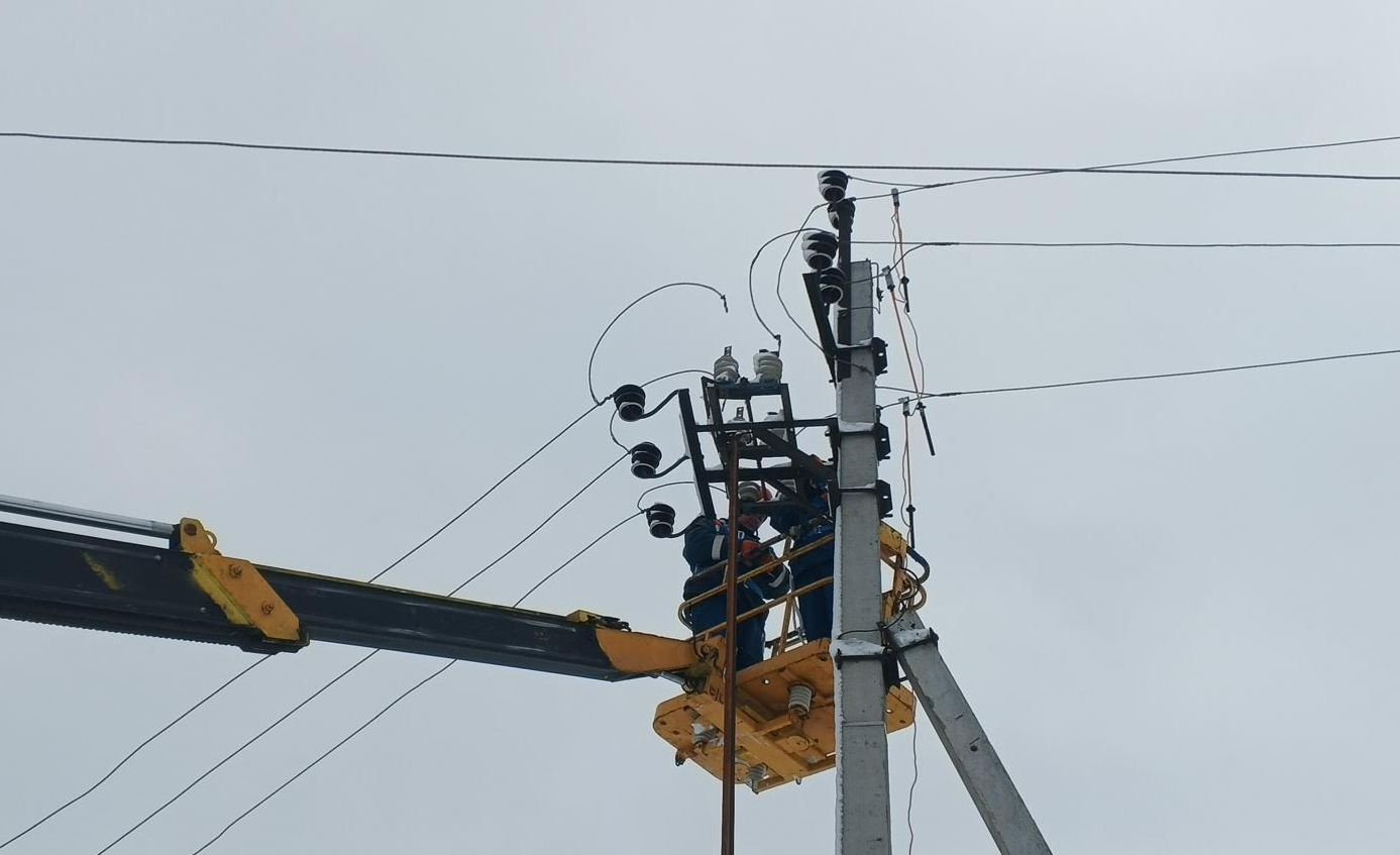 После обновления подстанции в дома жителей Тучково подают электричество без перебоев