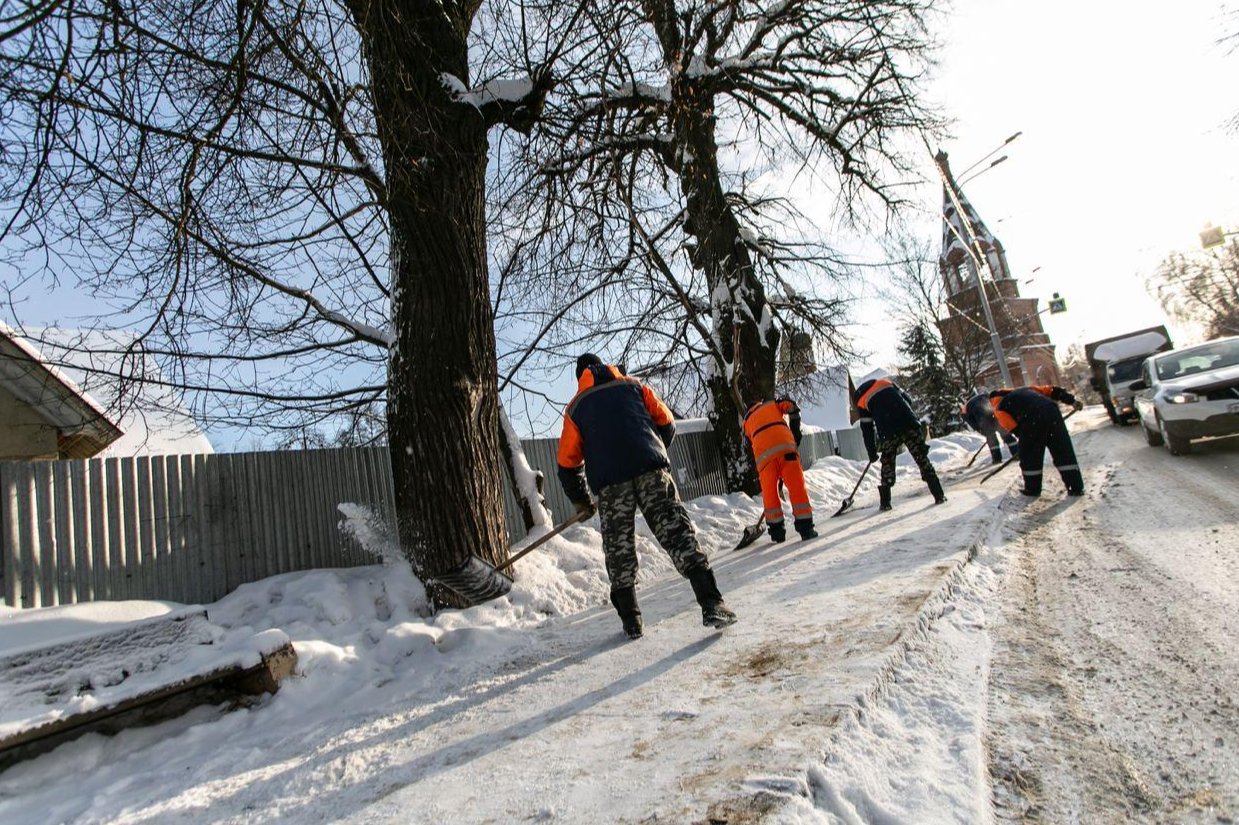 В Жуковском привели в нормативное состояние остановки