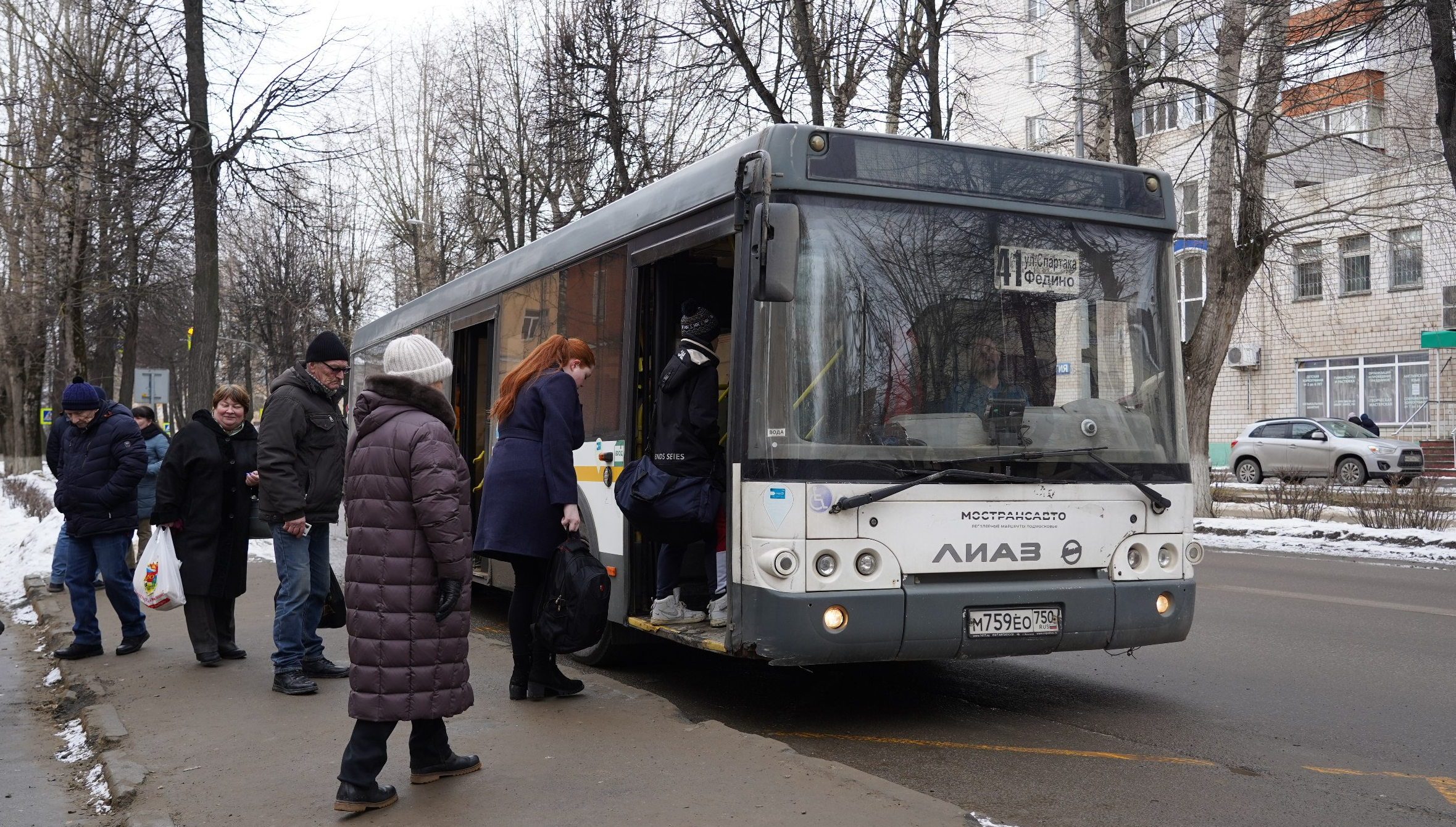 На каких автобусах воскресенцам можно доехать до удаленных населенных пунктов и Москвы