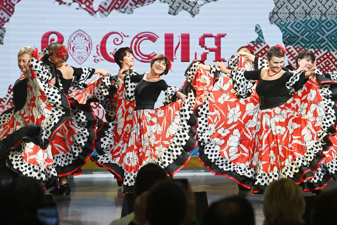 Приглашение на юбилей Кирова получила жительница Подмосковья на выставке «Россия»