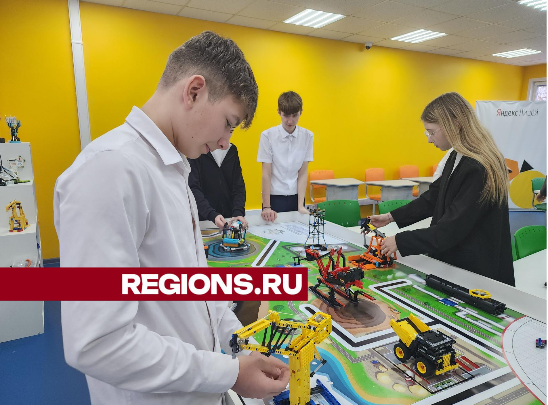 В Орехово-Зуеве школьники создают роботов