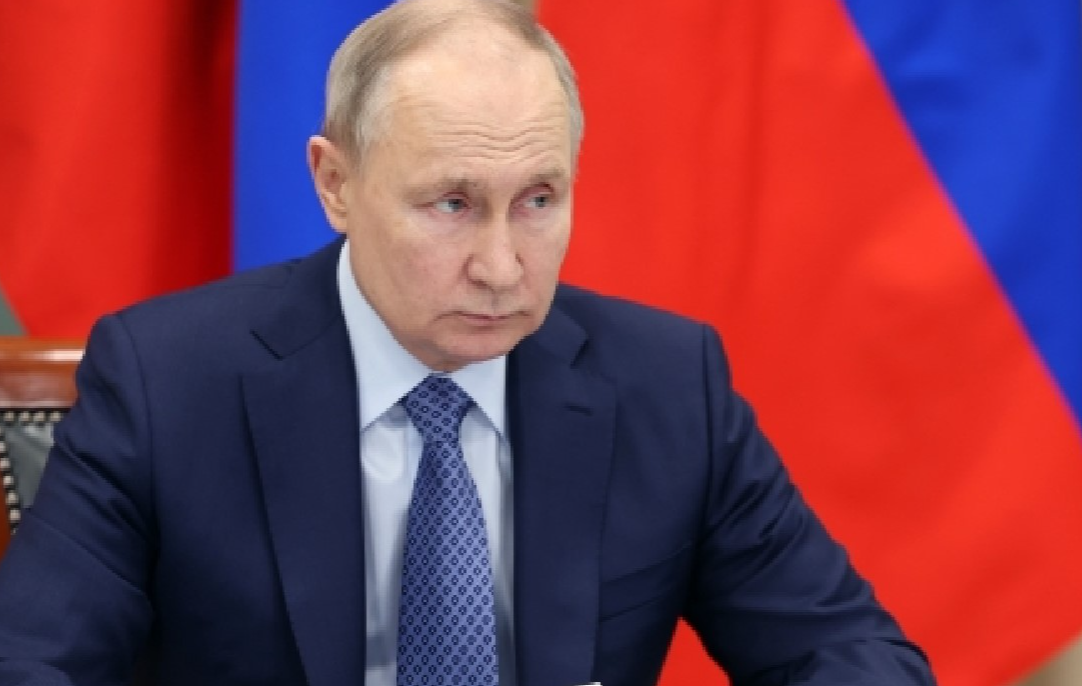 Путин подписал указ о создании Московского и Ленинградского военных округов