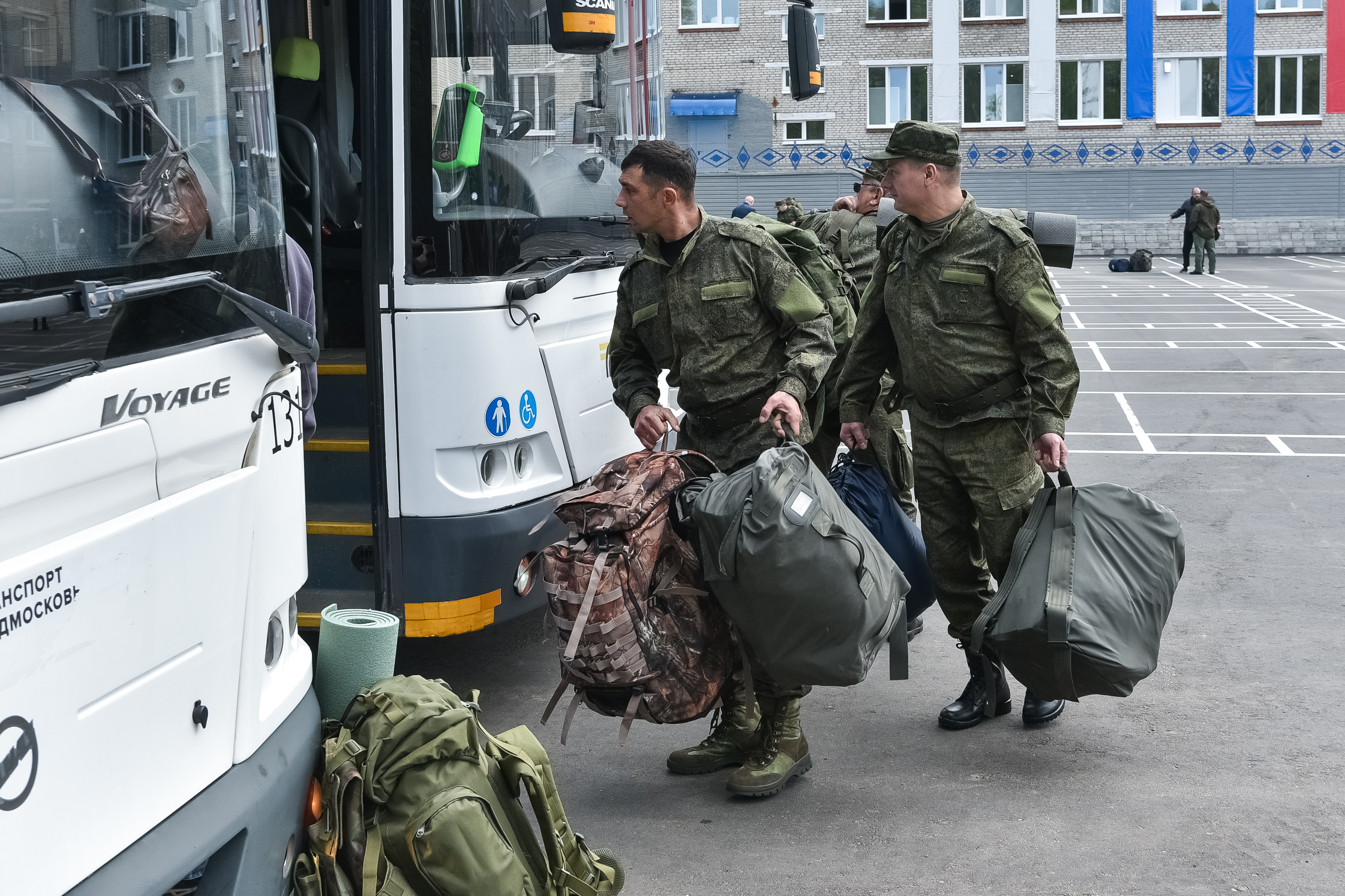 Меры поддержки предусмотрены для лыткаринских контрактников и их семей