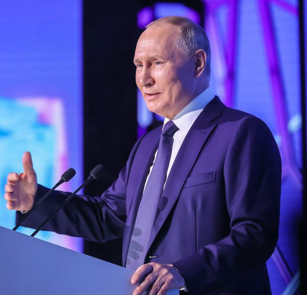 Владимир Путин сообщил о росте ВВП