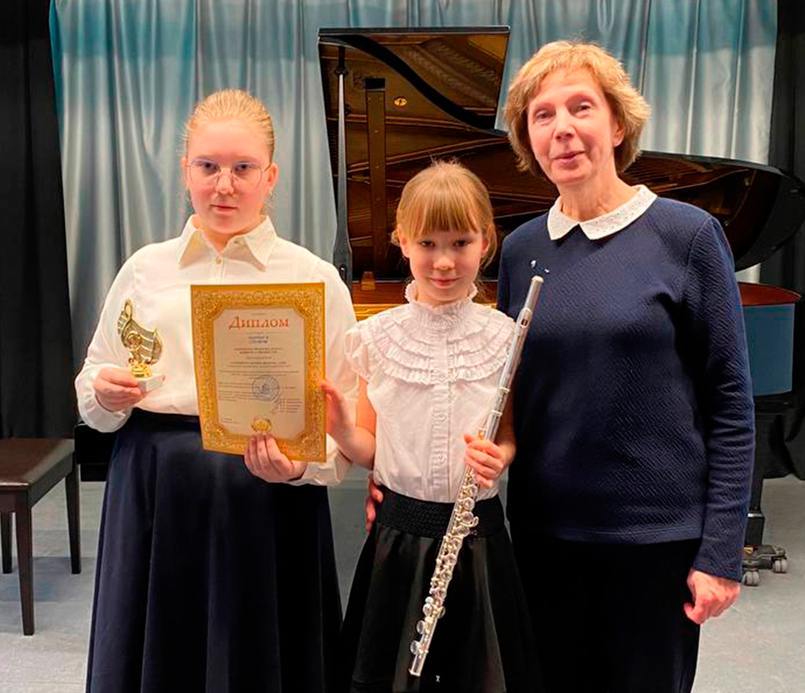 Юные пианистки из Дмитрова стали лауреатами межзонального конкурса