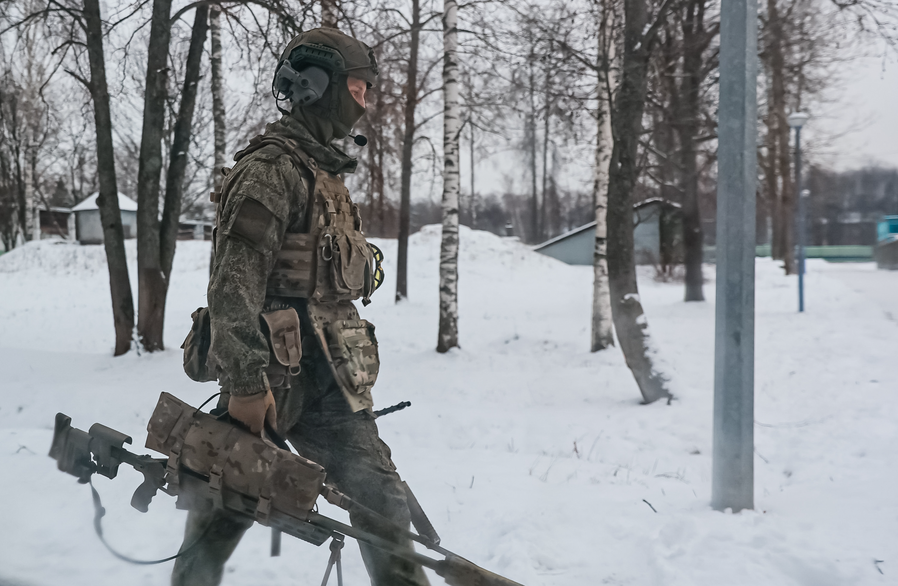 Контракт на военную службу жители Электростали могут заключить в областном  центре отбора добровольцев | REGIONS.RU / Электросталь