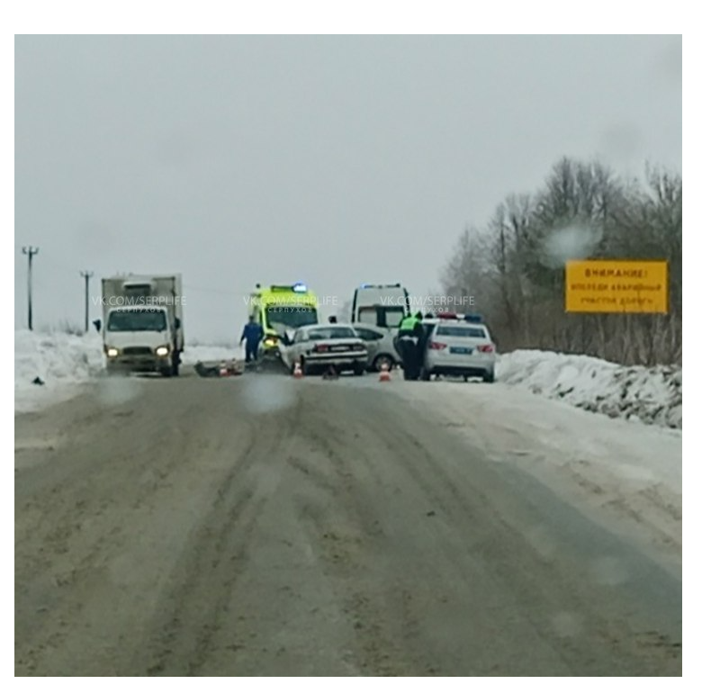 В ДТП на автодороге Пущино-Симферопольское шоссе  пострадали два человека