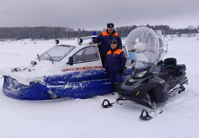 Подмосковные спасатели напомнили об опасности выхода на лед