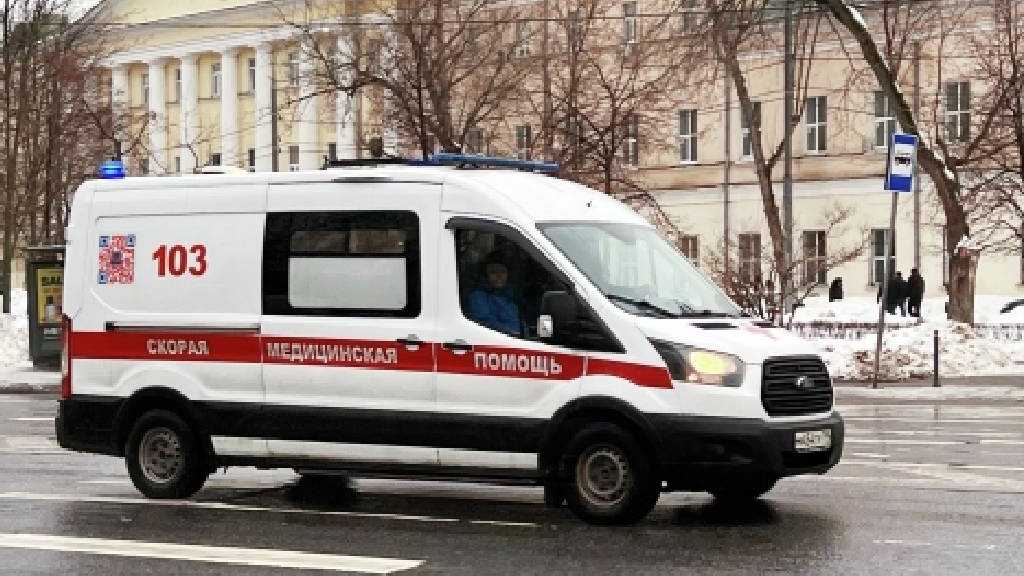 В Иркутске госпитализировали девять человек с пищевым отравлением