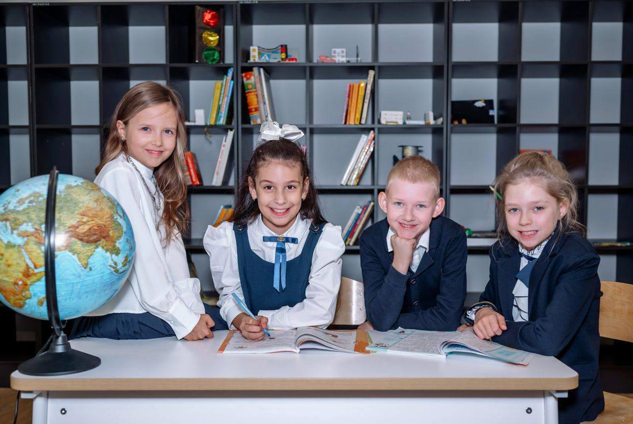 Многодетные семьи Звенигорода могут оформить выплату на школьную форму