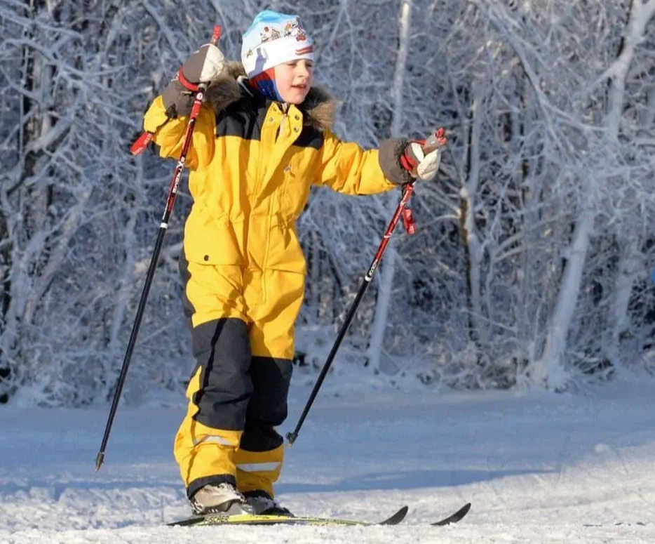 Лыжники могут выбрать любую из трех трасс в Ольгинском лесопарке