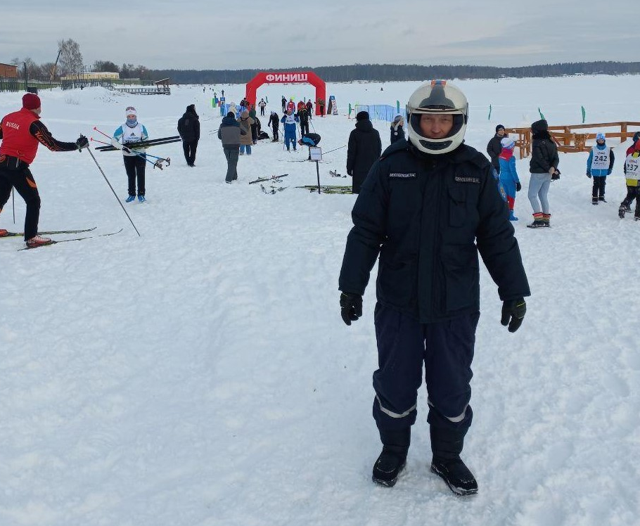 Солнечногорские спасатели обеспечили безопасность участников лыжного марафона