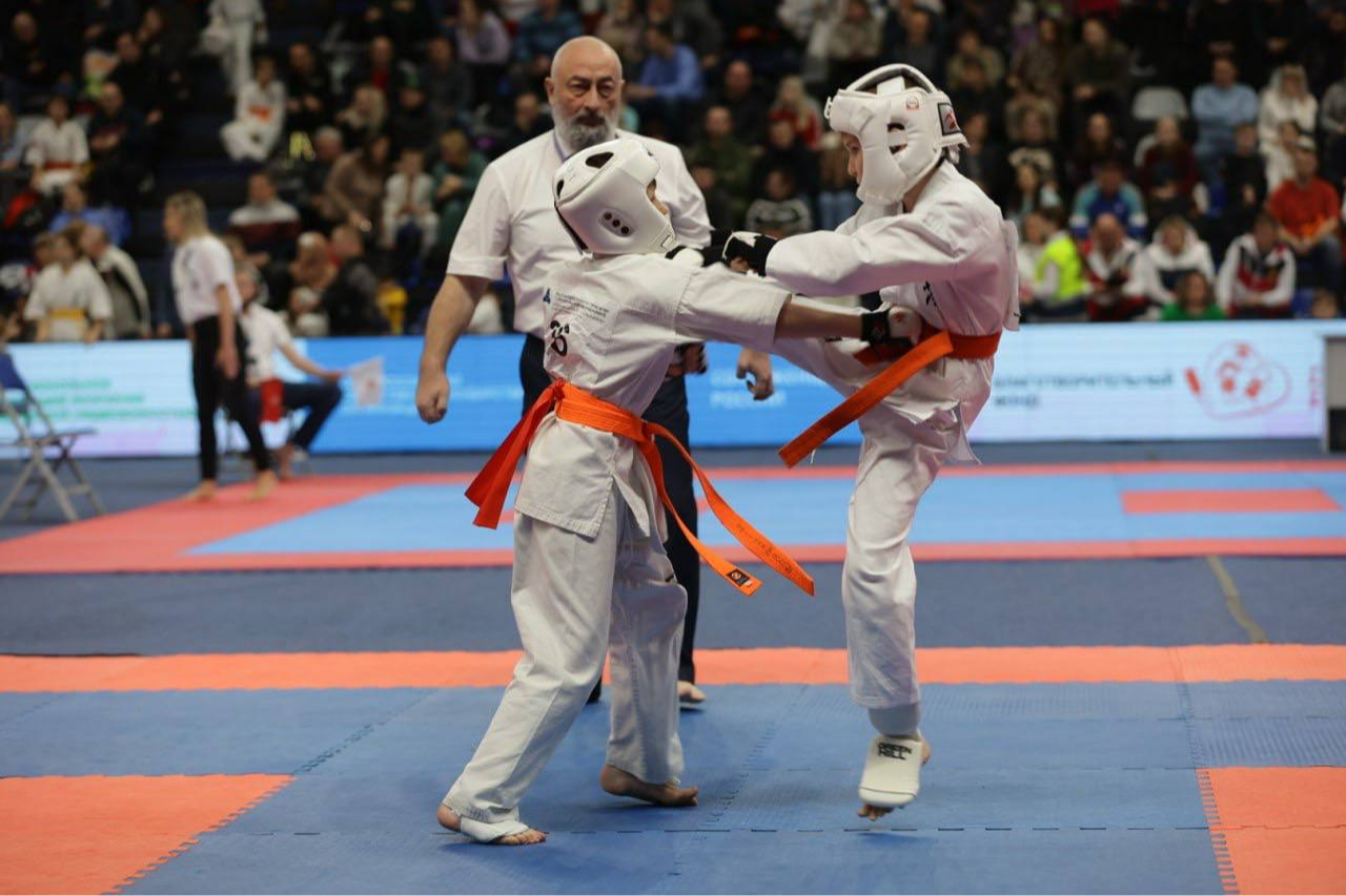 Более 800 спортсменов десяти стран разыграют первенство по Кёкусин-кан в Чехове