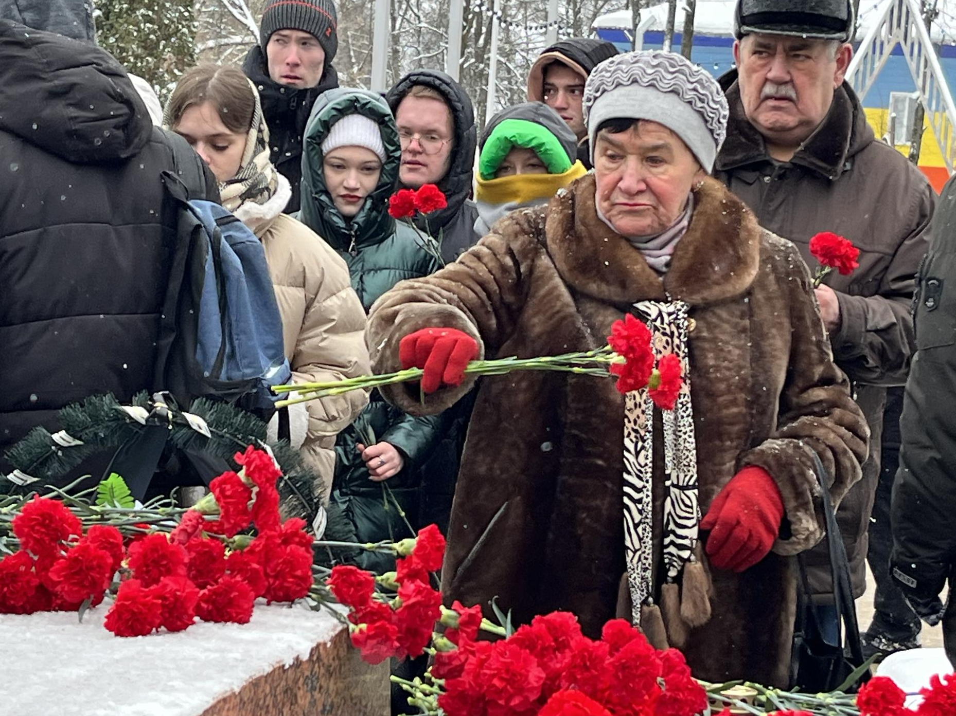 Памятник мемориал черный тюльпан Норильск