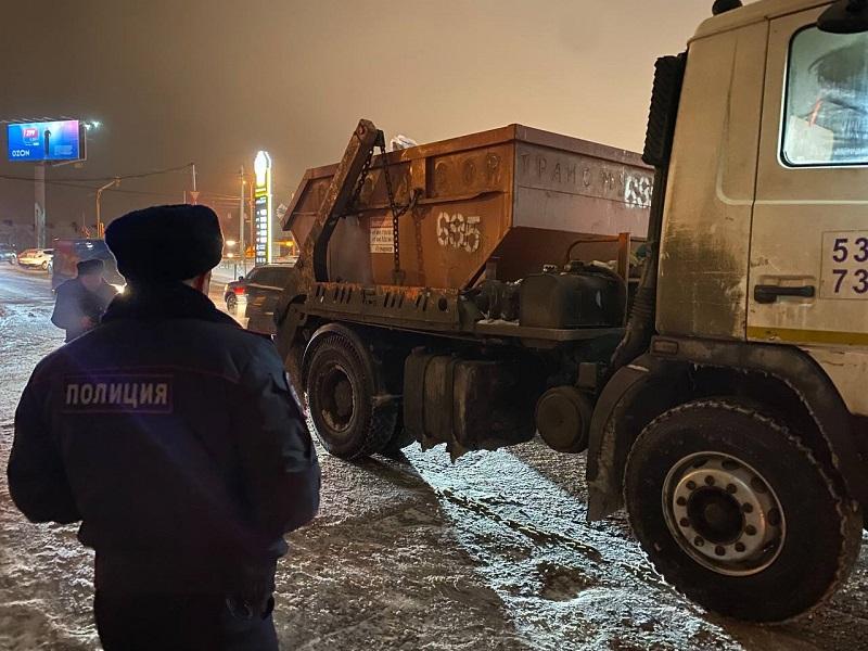Нелегальные перевозчики отходов задержаны в Мытищах