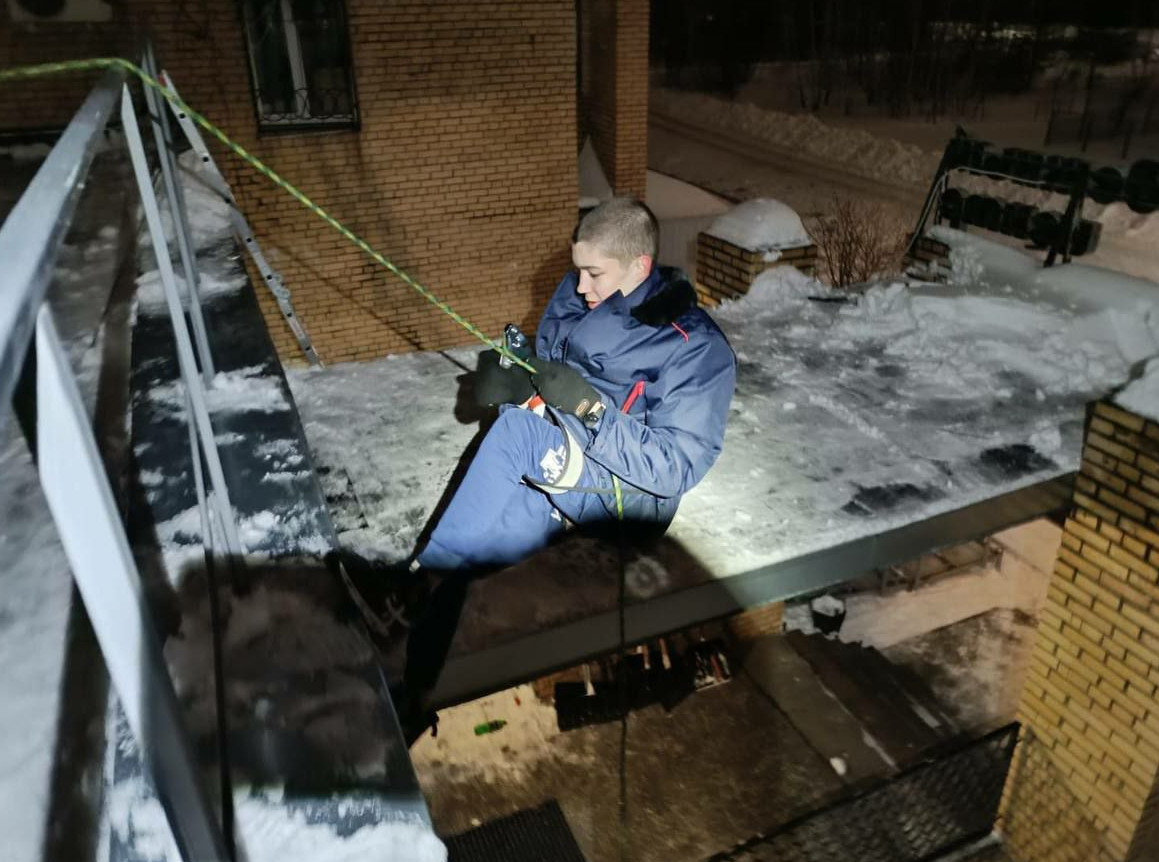 Волонтеры Шатуры учатся альпинизму и помогают коммунальщикам