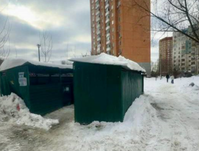 Контейнерную площадку на Тепличной улице привели в порядок после обращения жителей