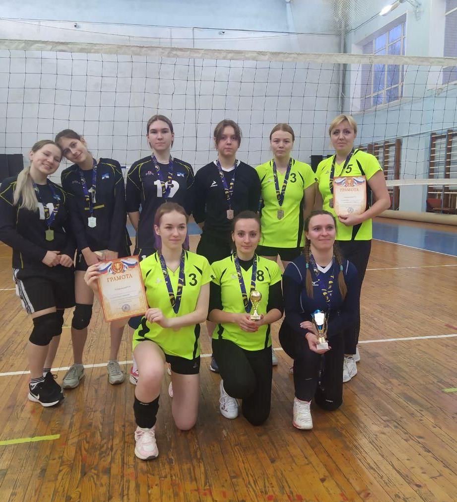 Каширская женская команда стала призером турнира по волейболу