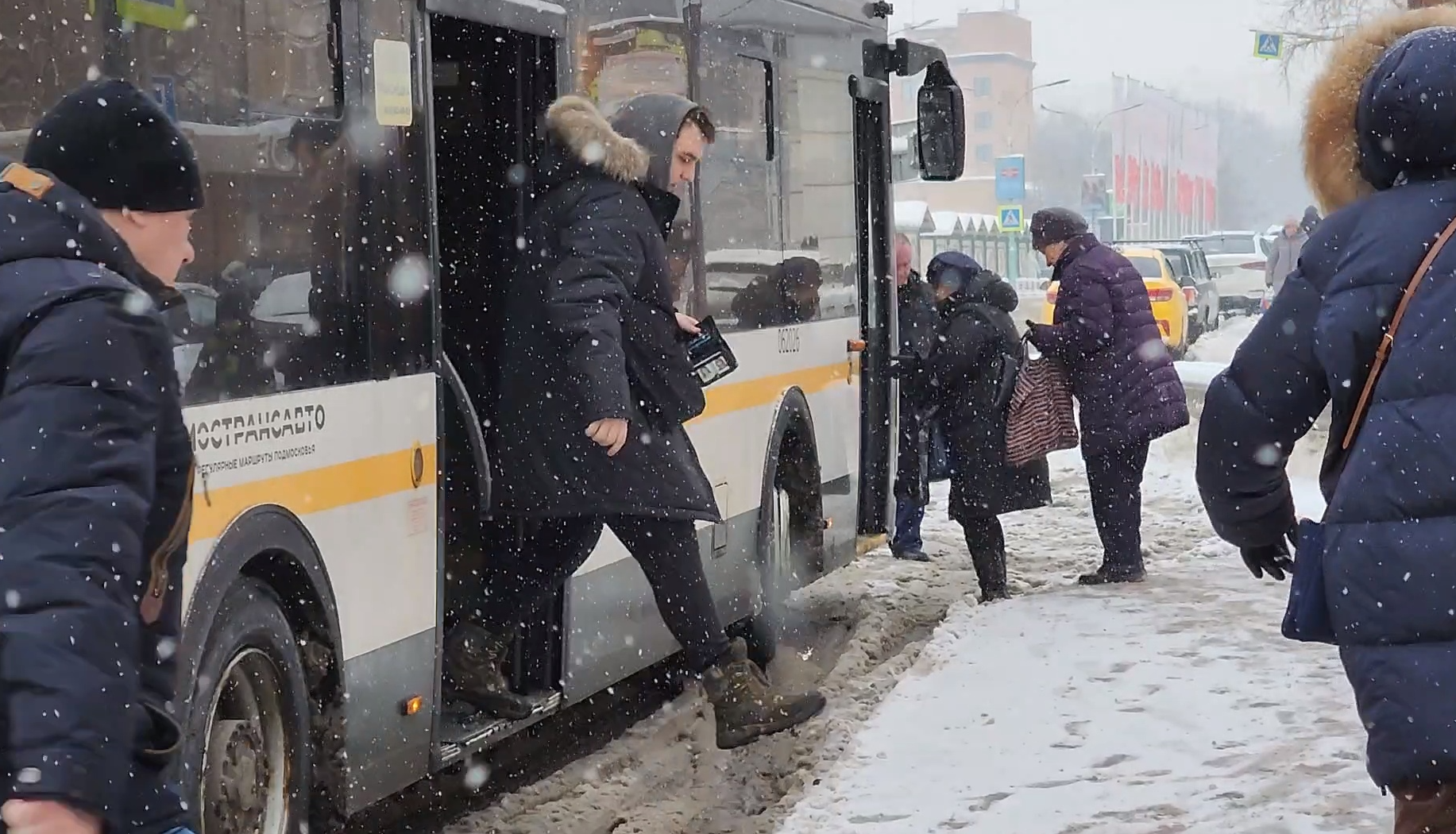 На линиях Одинцова и Звенигорода увеличили количество автобусов