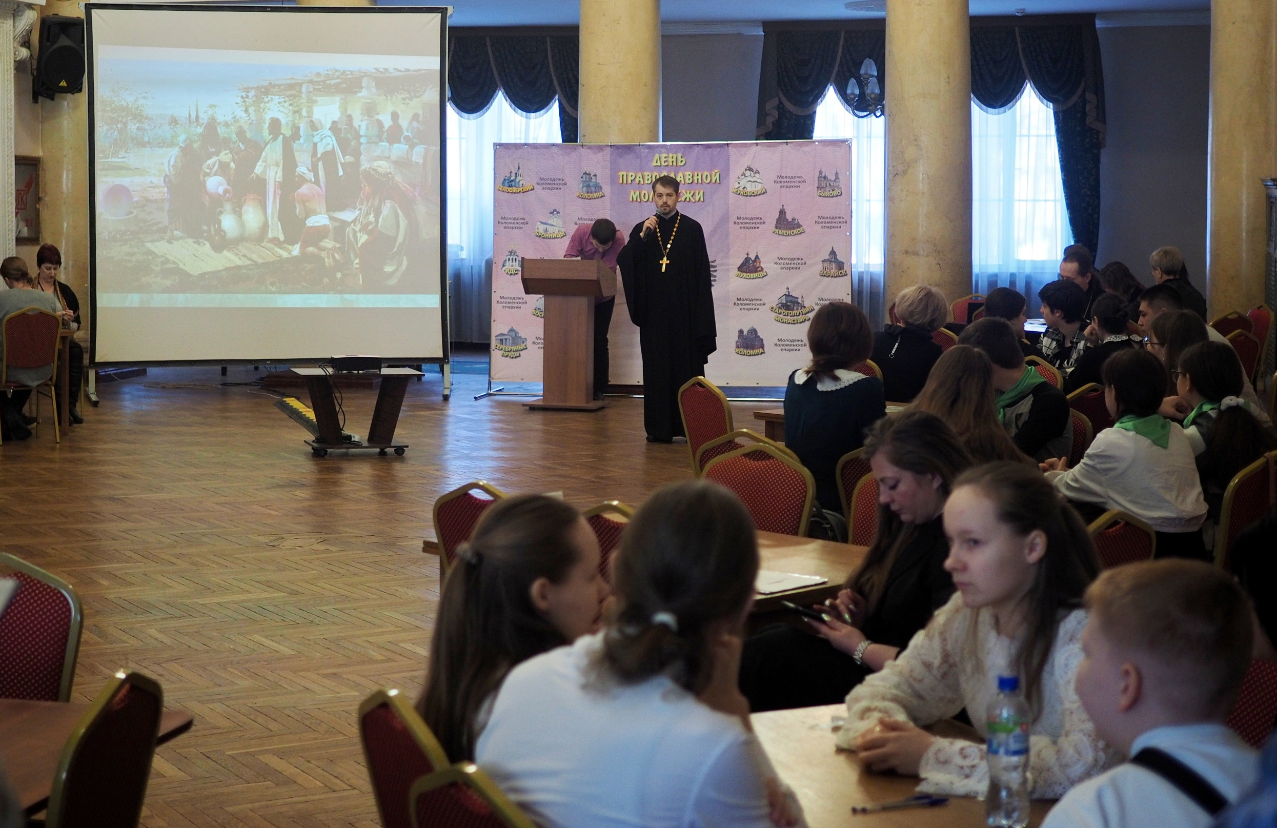 Православная молодежь показала хорошие  знания отечественной культуры на «Сретенских играх»
