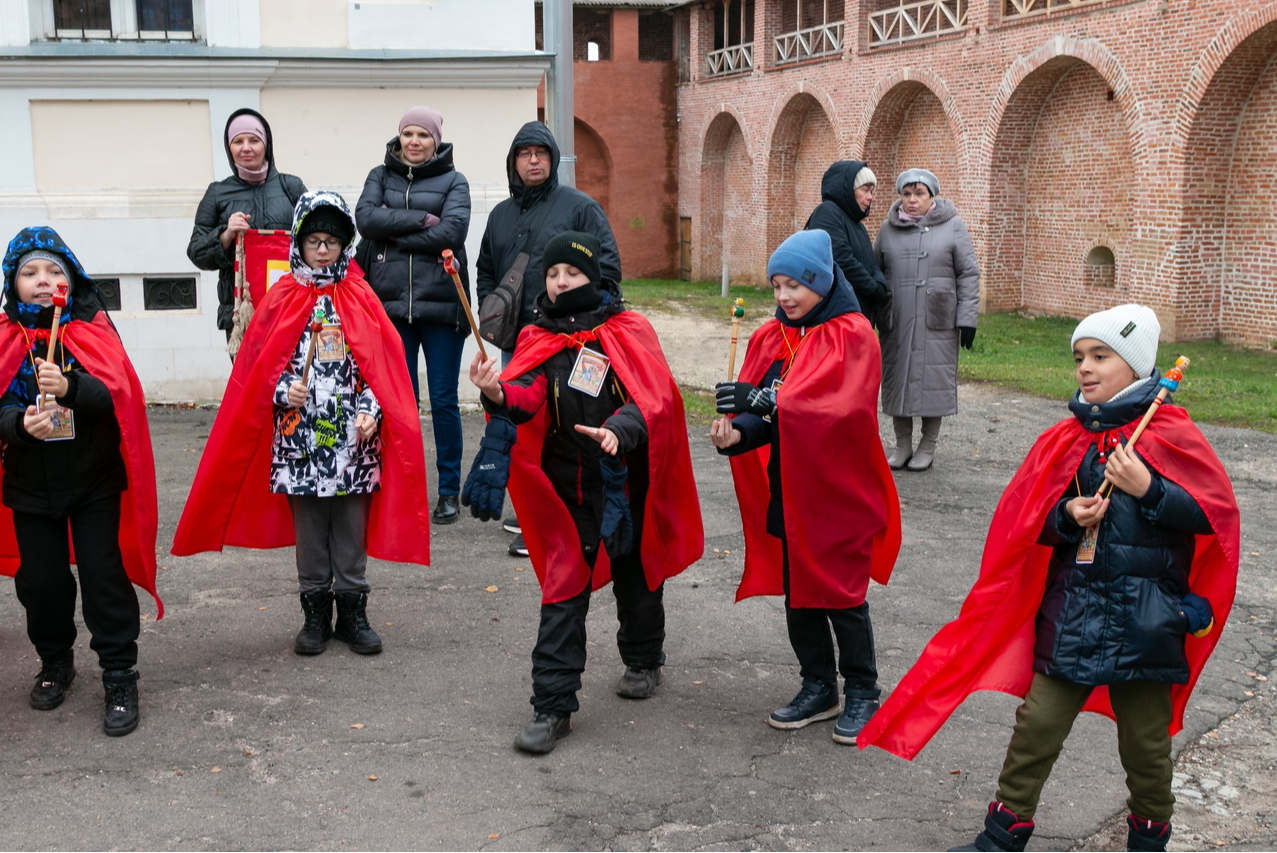 Во что играли на Руси можно узнать по «Пушкинской карте» в Зарайске |  REGIONS.RU / Зарайск