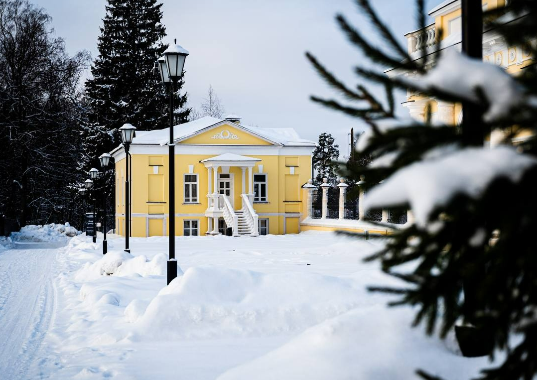 Конный двор и каретный сарай в знаменитой усадьбе Гребнево отреставрируют уже в этом году