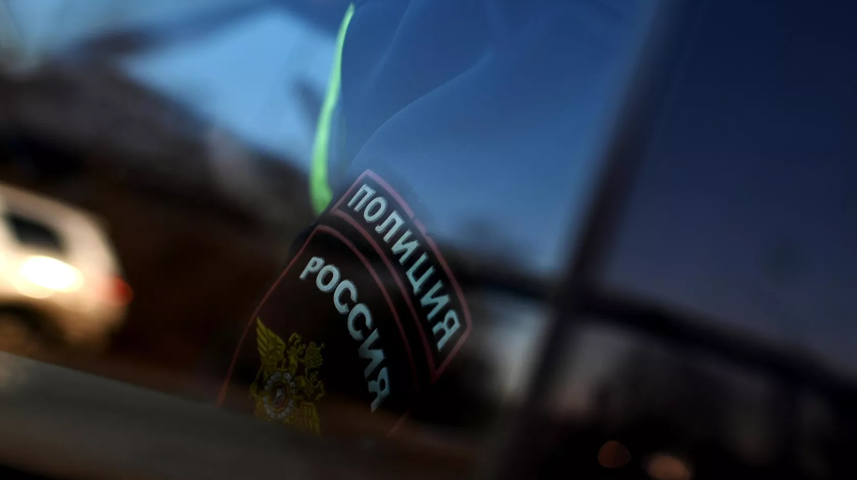 На улице в центре Нижневартовска обнаружено тело тело мертвого мужчины