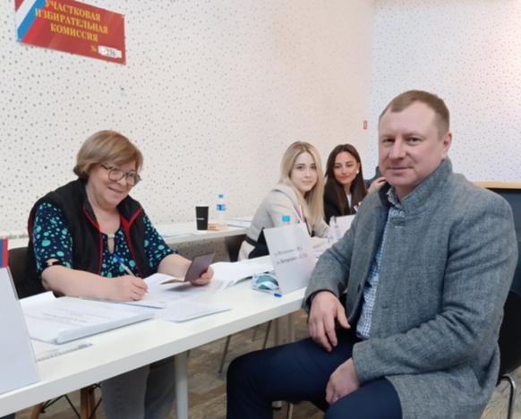 Долг уважающего себя человека: глава Черноголовки проголосовал на выборах президента