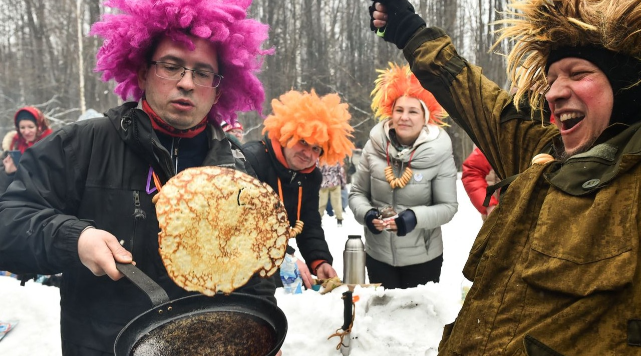 Горожан зовут на народные гулянья в честь Масленицы