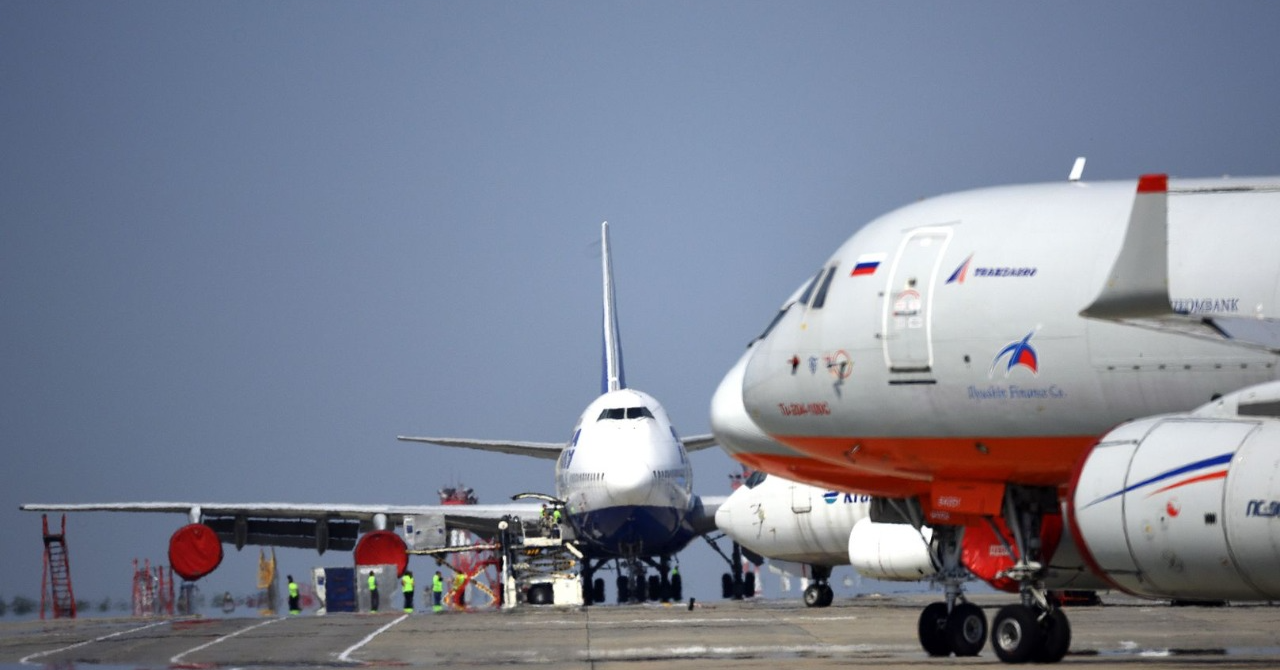 Выгнавшая участника СВО владелица кофейни в Люберцах сбежала из России