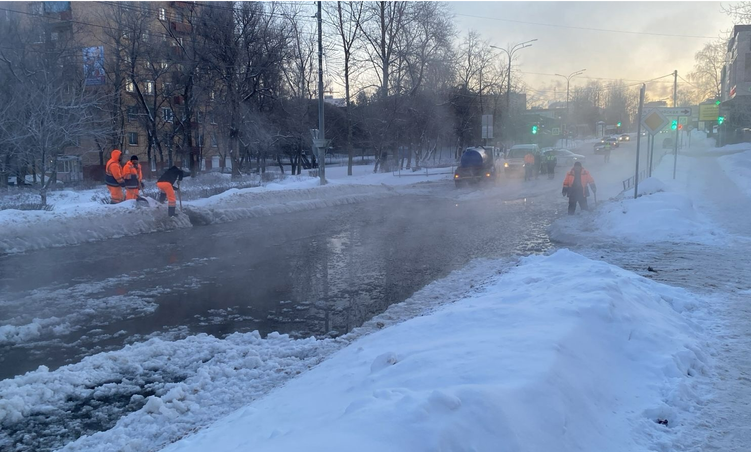 Коммунальщики оперативно устранили прорыв на водопроводе