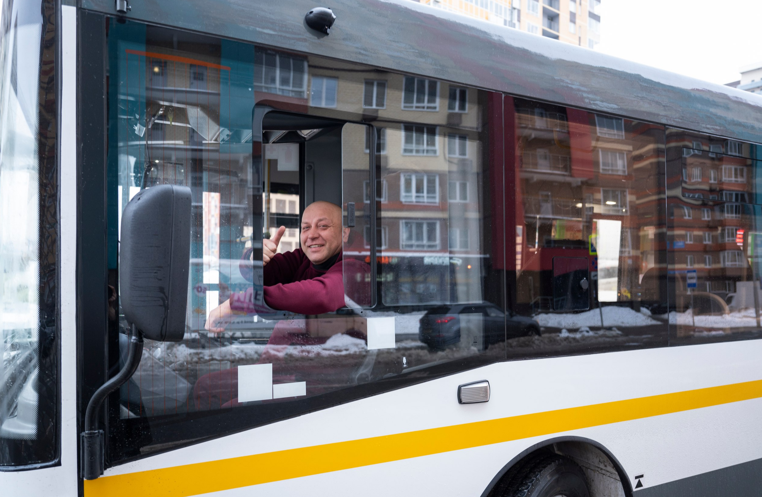 Компенсацию за аренду жилья для водителей автобусов ввели в Ленинском горокруге