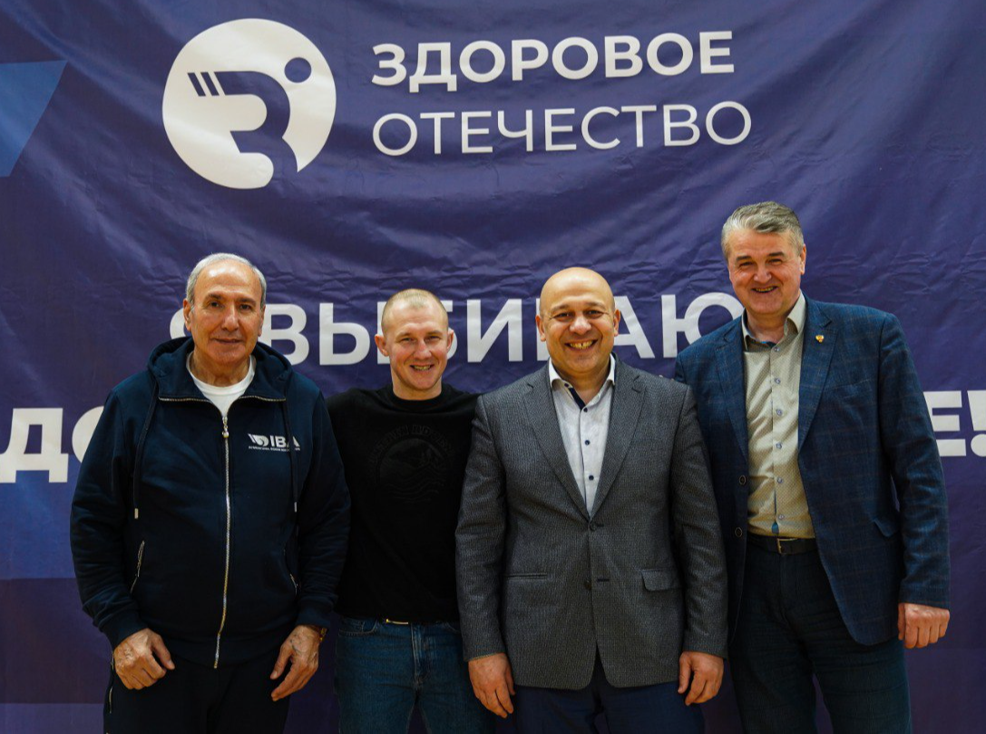 Известный боксер, обладатель Кубка мира Андрей Баланов посетил соревнования в Шатуре