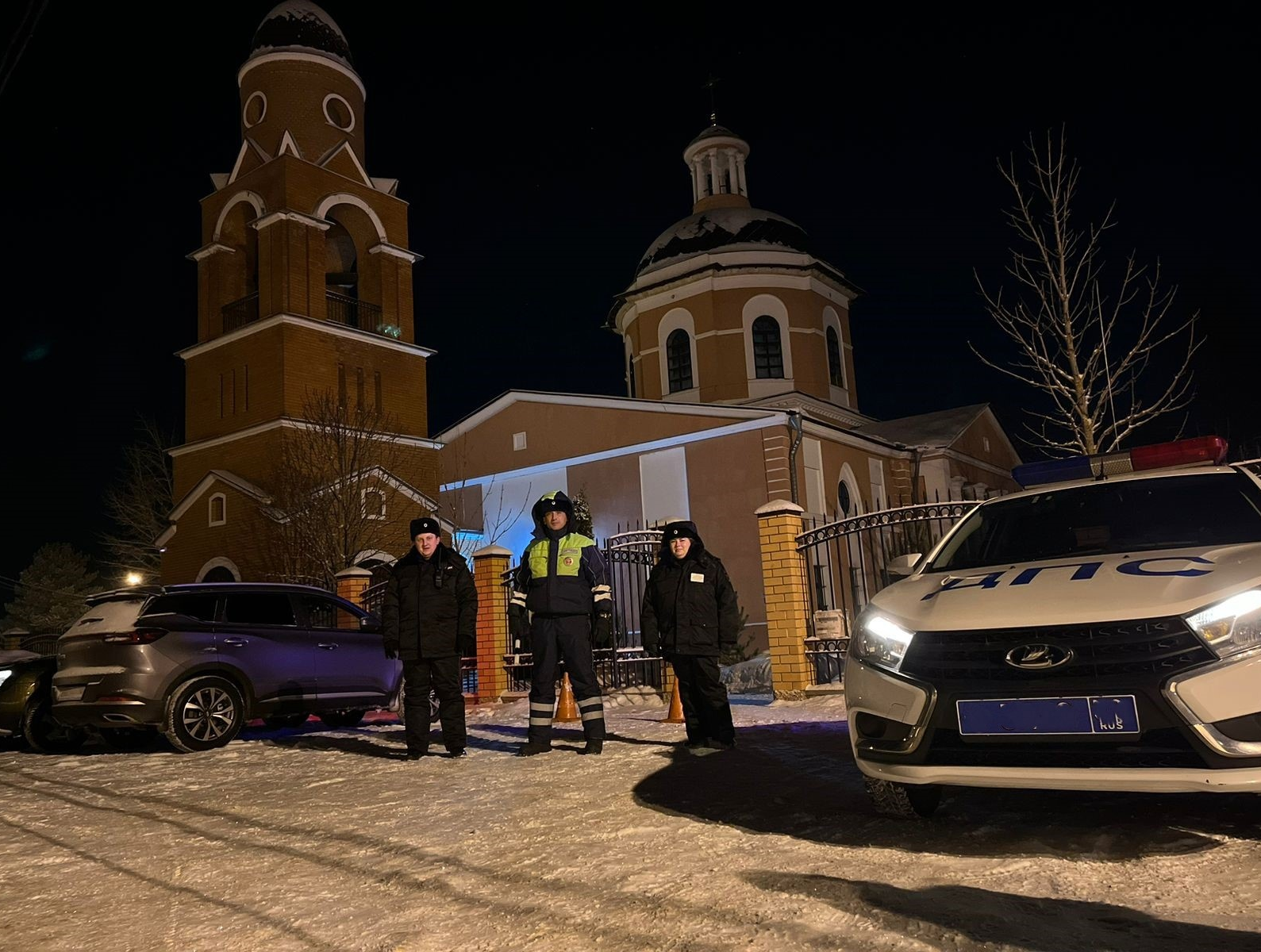 Безопасность на литургиях к Рождеству Христову в Можайском округе обеспечивали полицейские