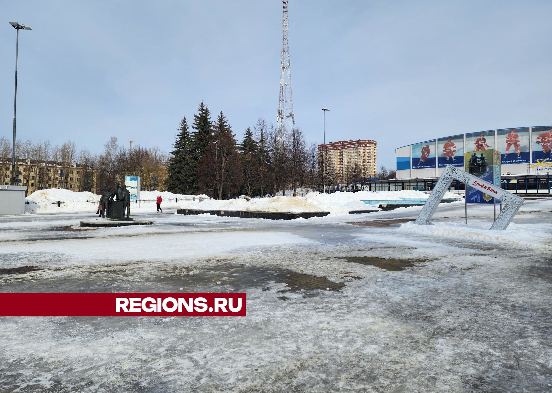 В округе обновят площадь перед Дворцом спорта «Химик»