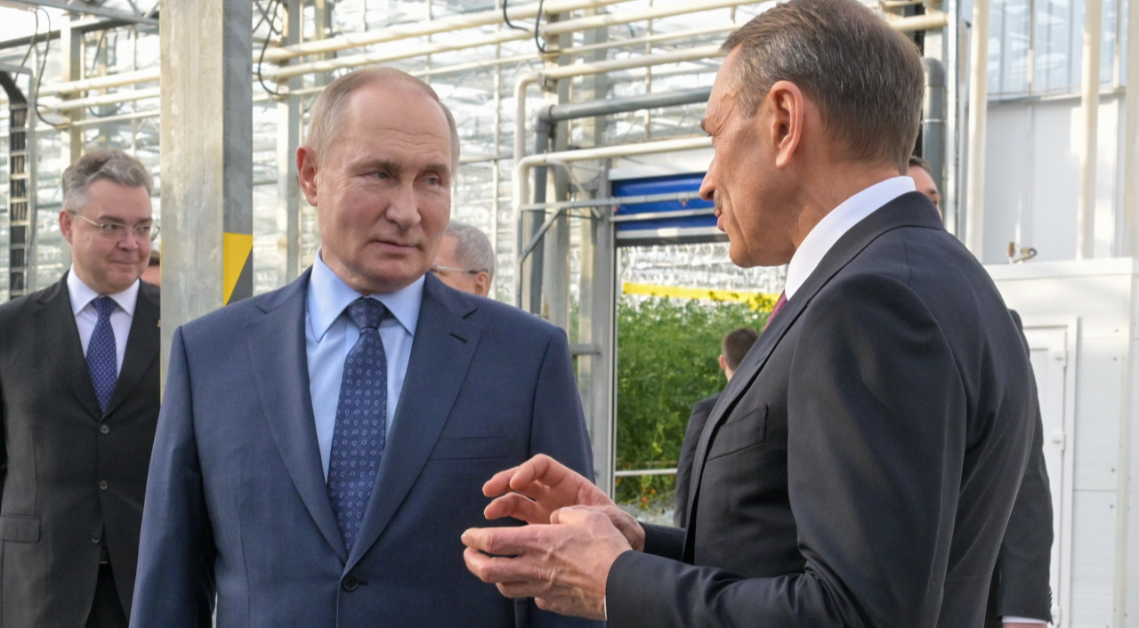 Владимир Путин посетил тепличный комплекс «Солнечный дар» в Ставрополье