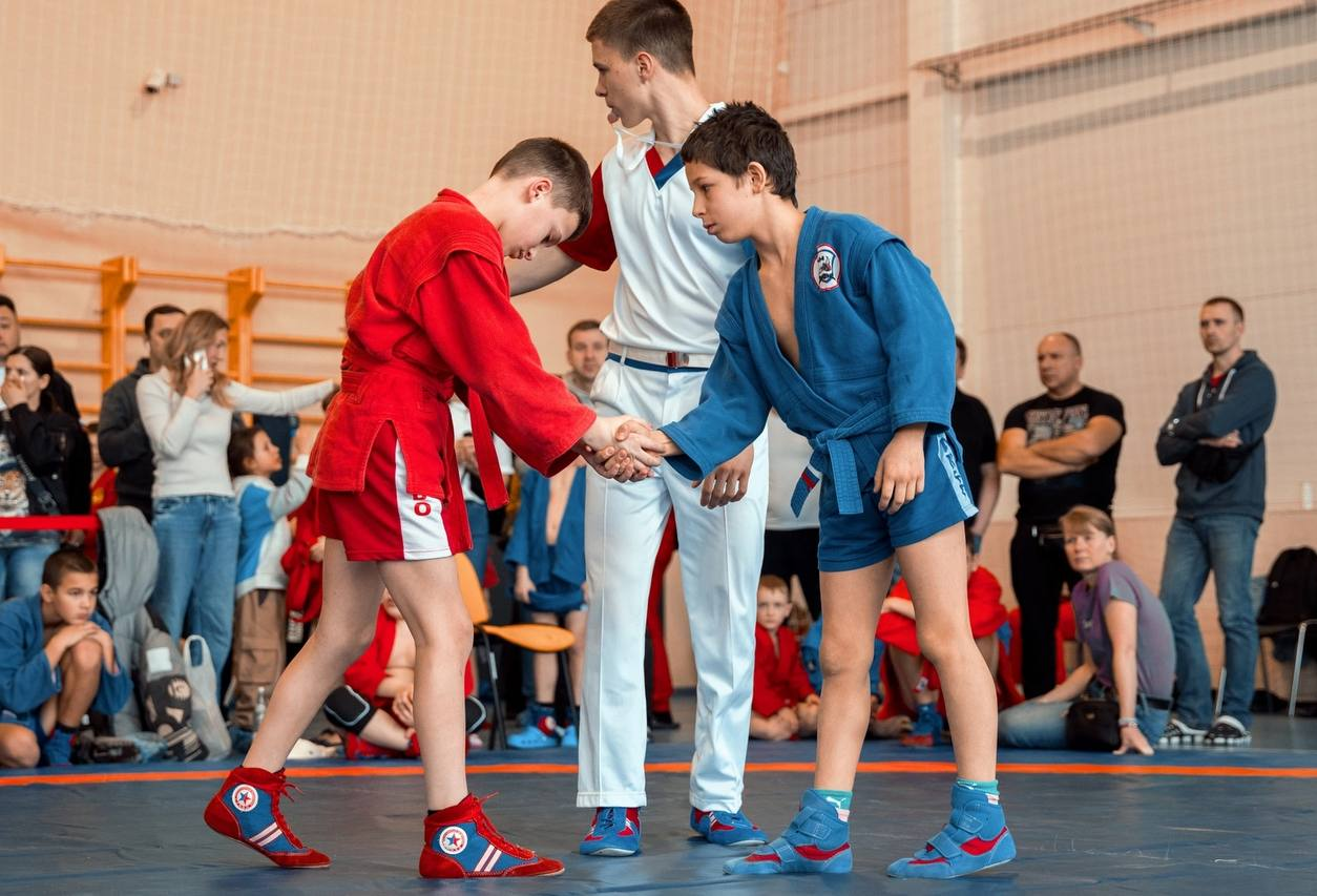 Три юных спортсмена будут представлять округ на Первенстве Московской области по самбо