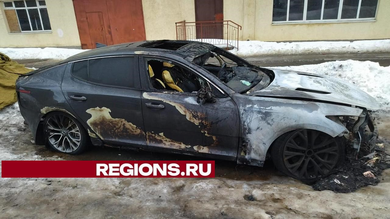 Две машины сгорели в городском округе Луховицы за минувшие сутки