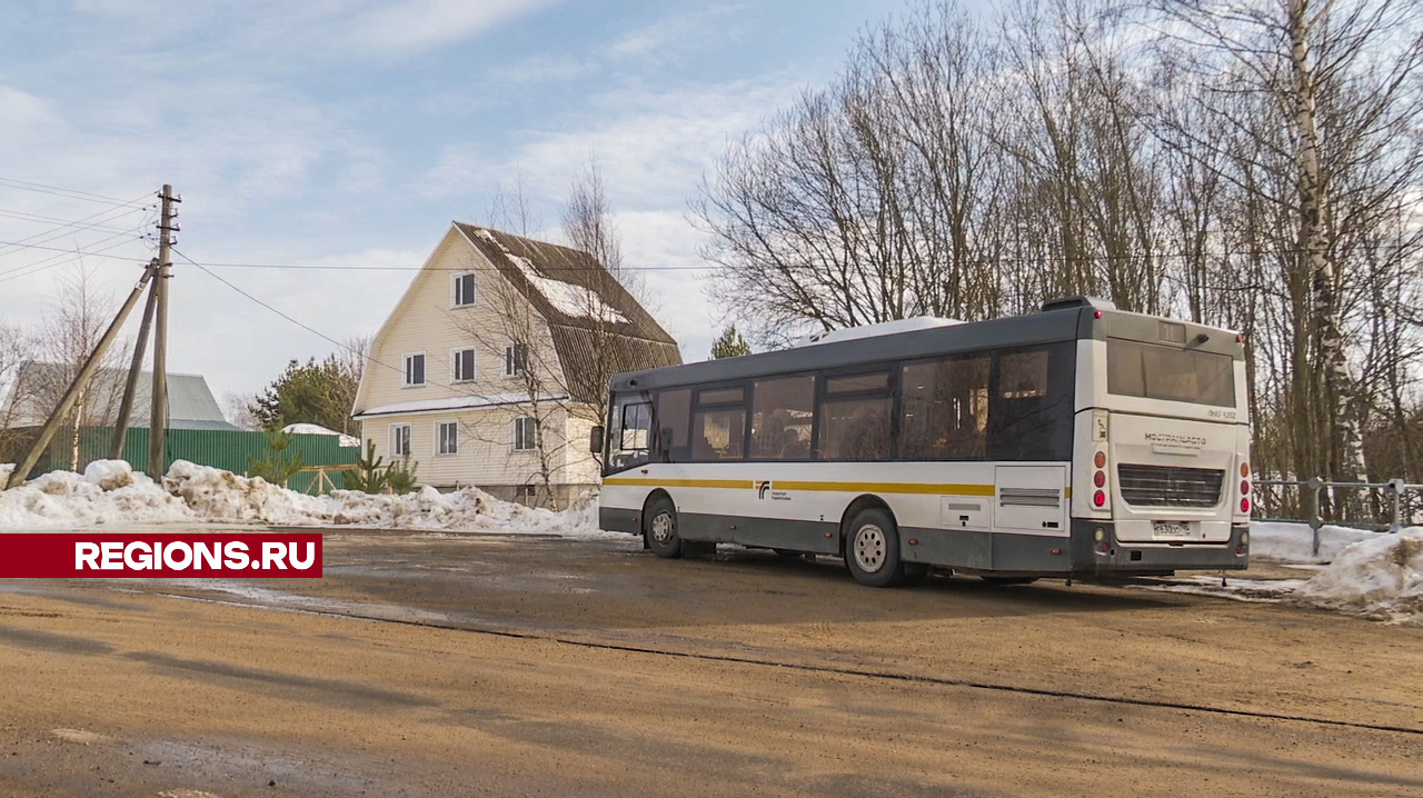 В деревне Колосово начал курсировать автобус №31