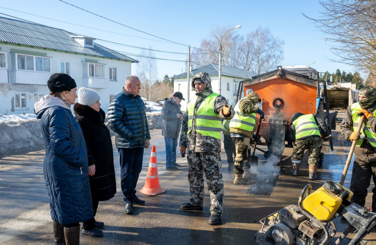 В Талдомском округе с начала года ликвидировано 405 дорожных ям |  REGIONS.RU / Талдом