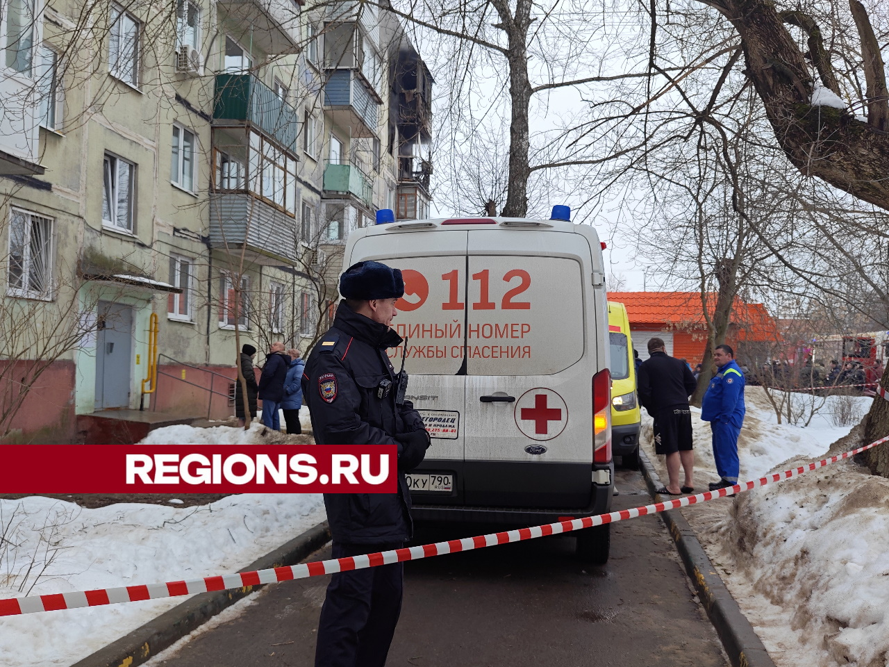 Семь человек спасли из пожара в пятиэтажке на Чернышевского