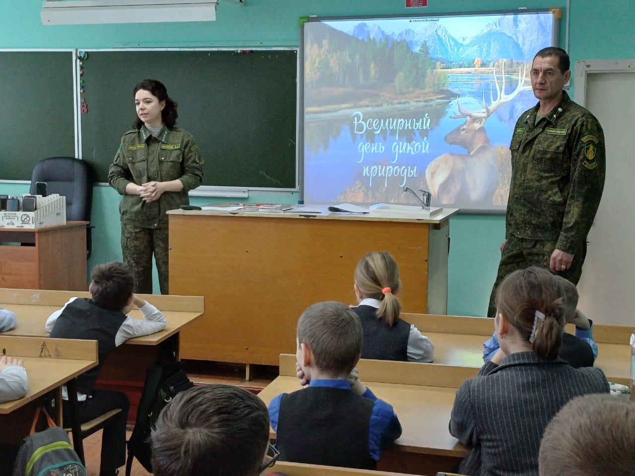 Талдомские лесничие рассказали, почему нужно беречь природу | REGIONS.RU /  Талдом