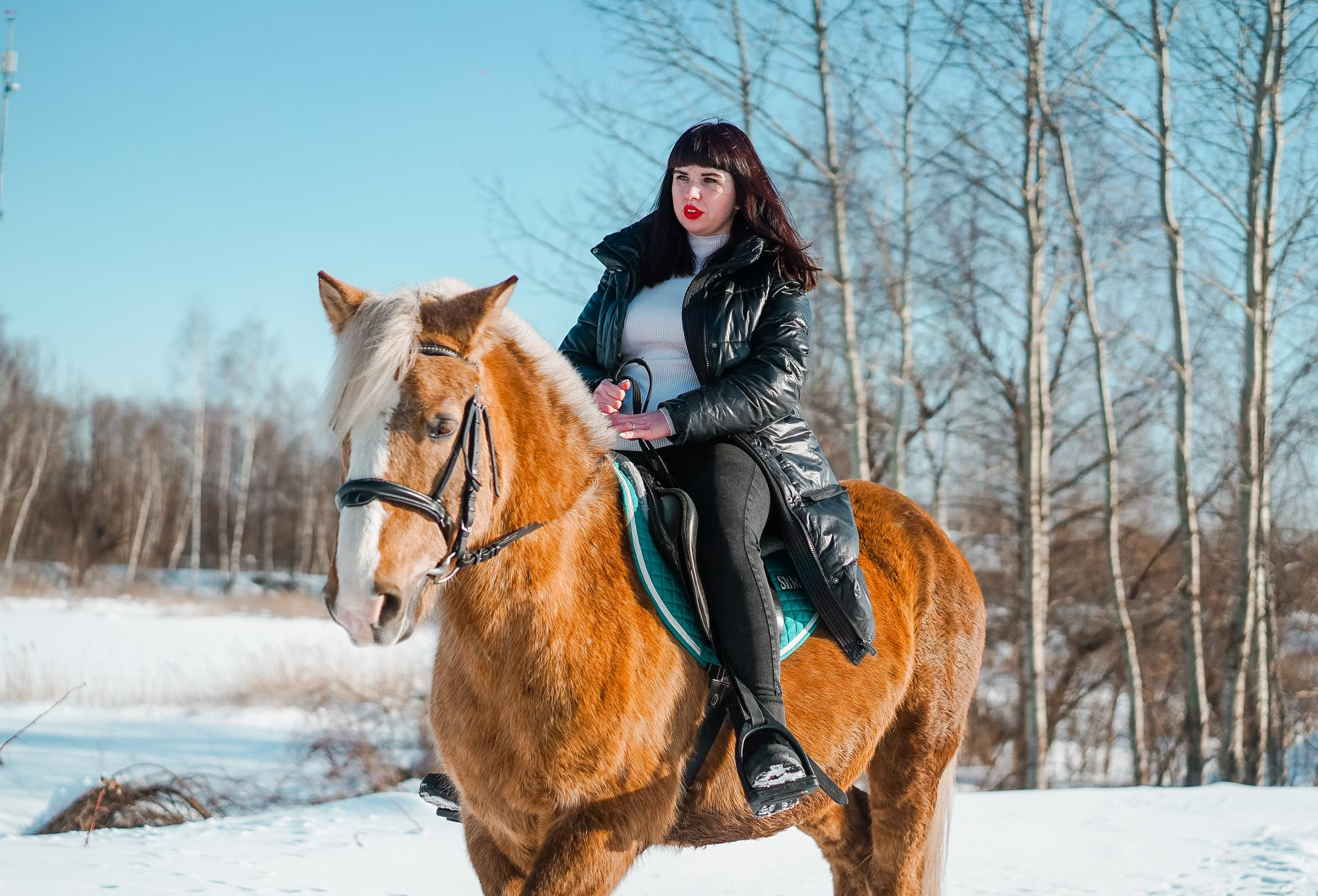 В Орехово-Зуеве для мам детей с аутизмом устроили фотосессию с лошадьми