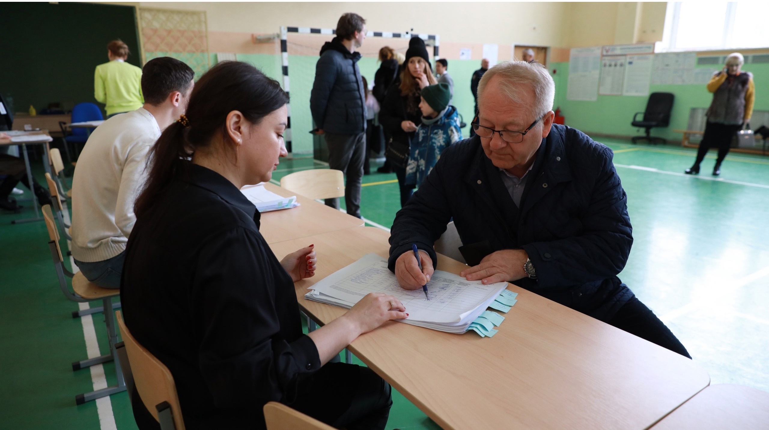 Избирательные участки закрылись: в округе завершились выборы Президента России