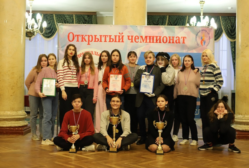 В округе завершился турнир по спортивной версии игры «Что? Где? Когда?»