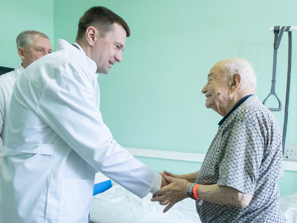 Легендарному создателю «Алмаза» вручили городскую награду