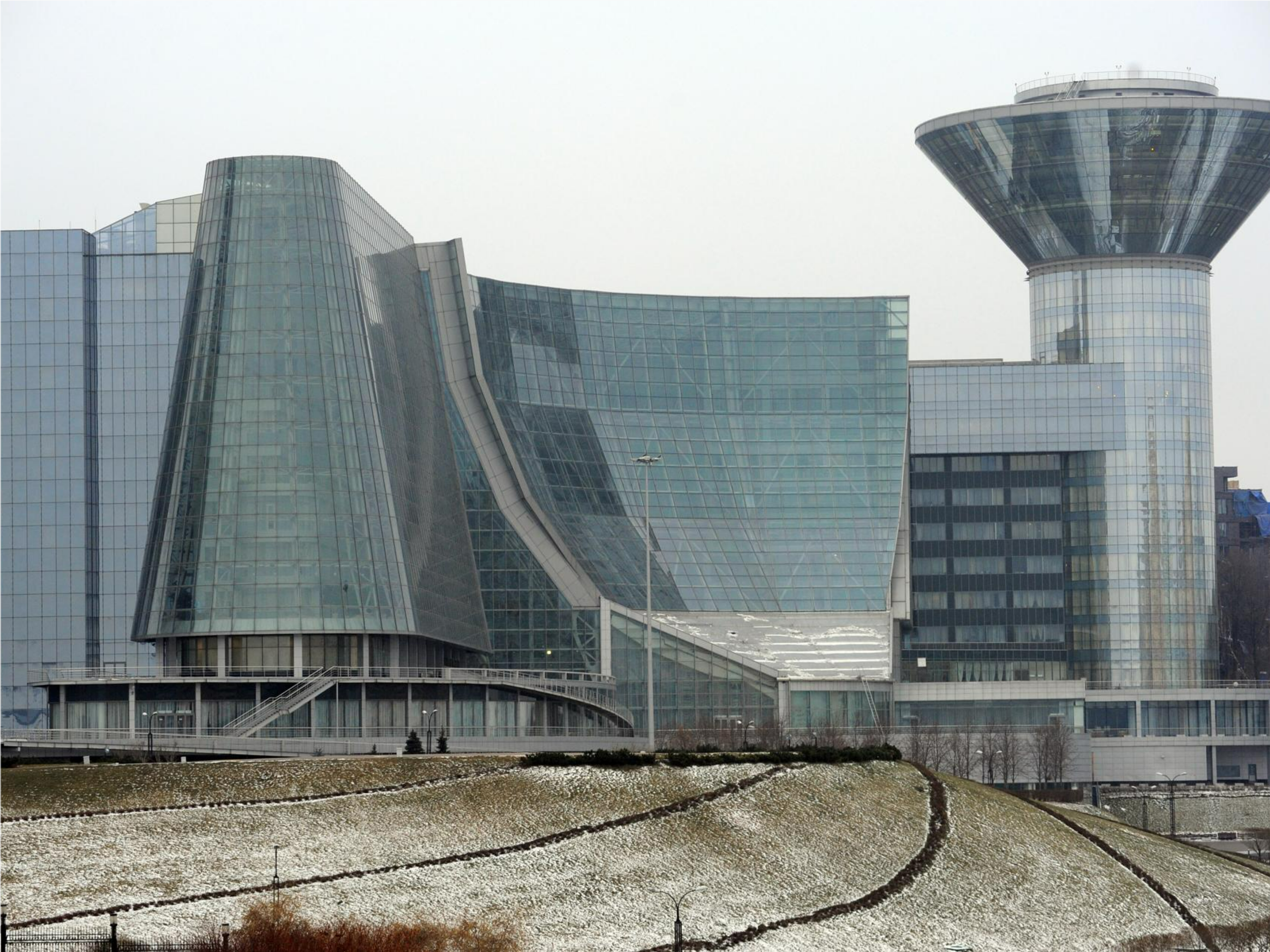 Подмосковье первое утвердило план развития конкуренции: какие барьеры уберут и как изменится работа предпринимателей