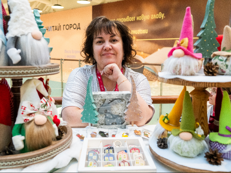 Сам себе работодатель: сколько жителей Подмосковья ушли в самозанятые и какие у них доходы