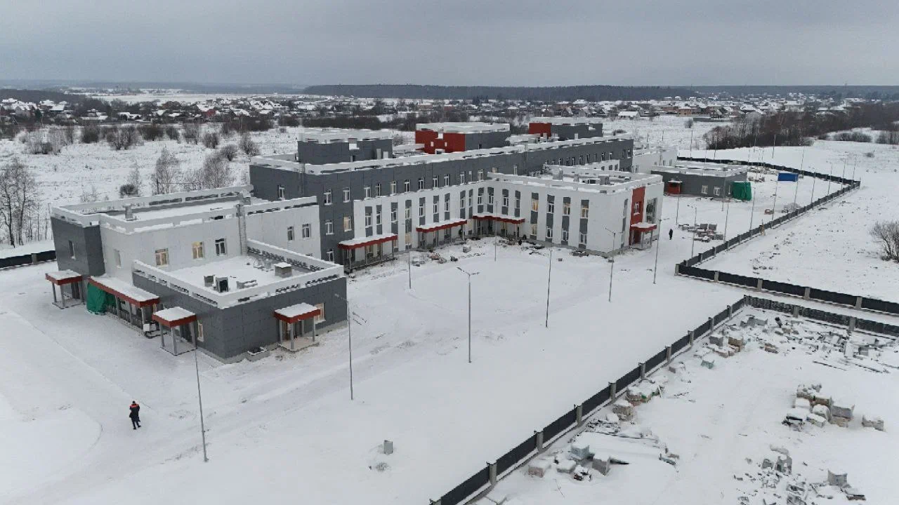 Новая поликлиника на 700 посещений в сутки в Серпухове. Фото: Антон Чернов