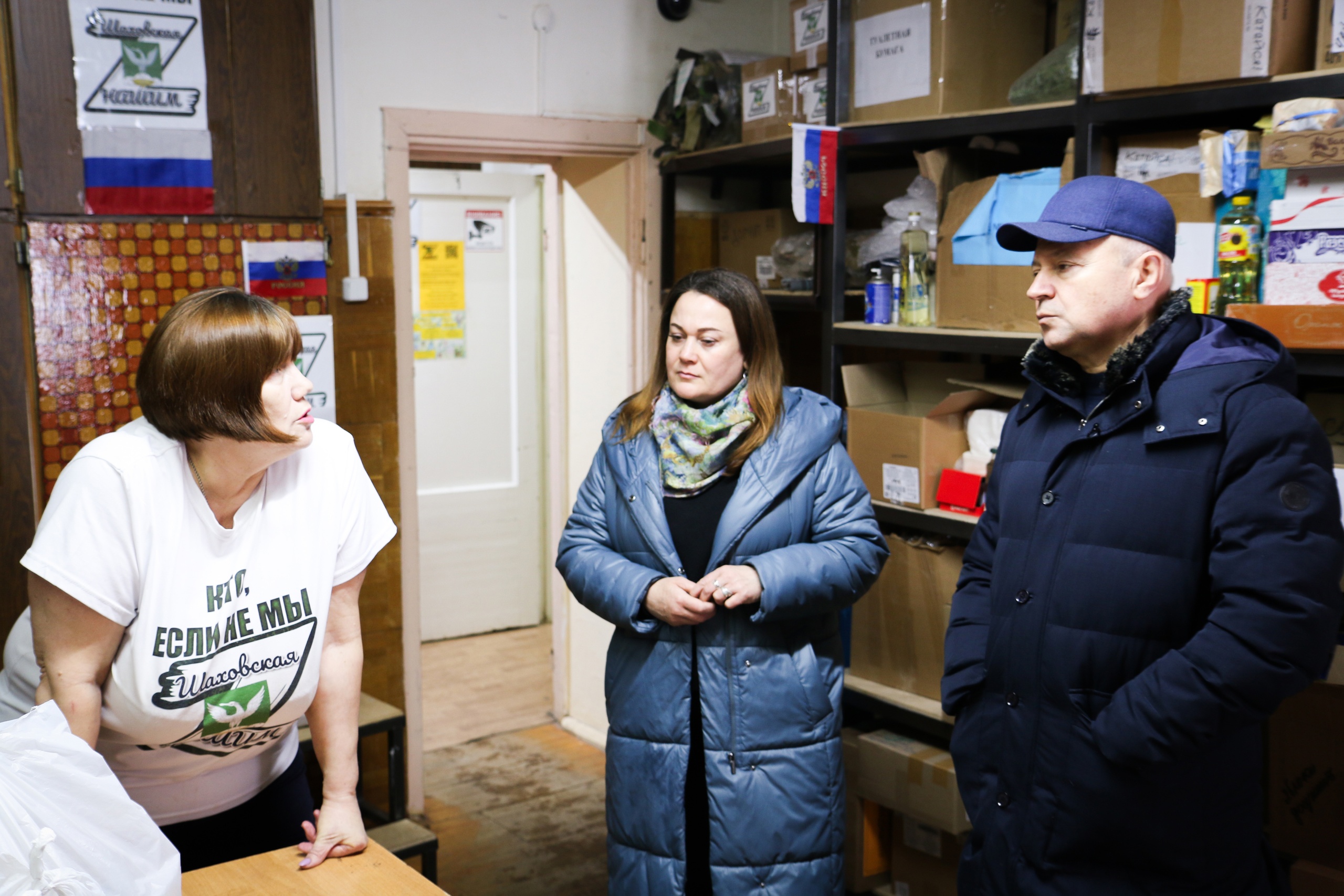 Шаховчане делают окопные свечи и шьют балаклавы для бойцов СВО | REGIONS.RU  / Шаховская